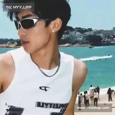 黄婧茵